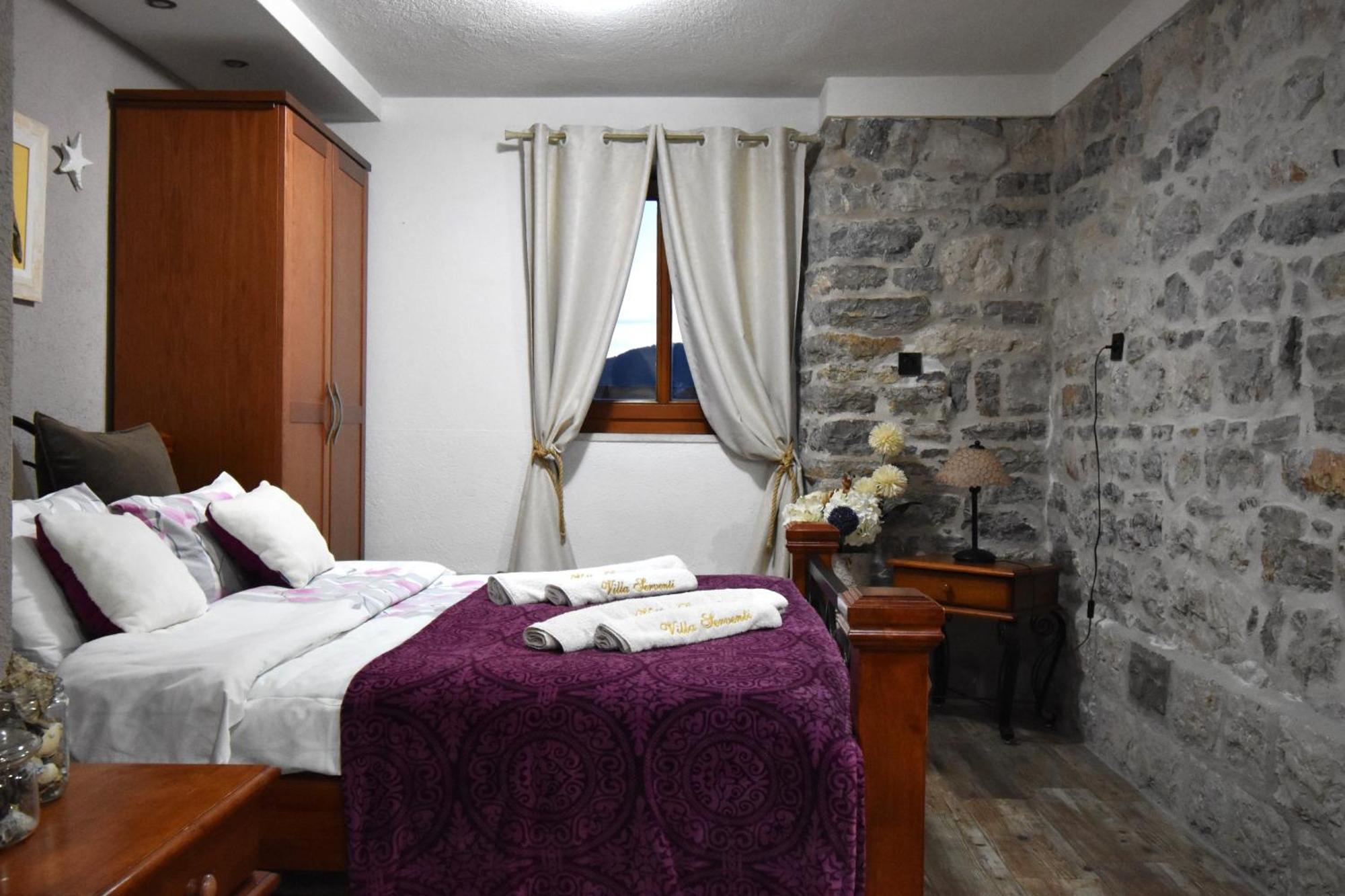 Apartments Villa Serventi Тиват Экстерьер фото